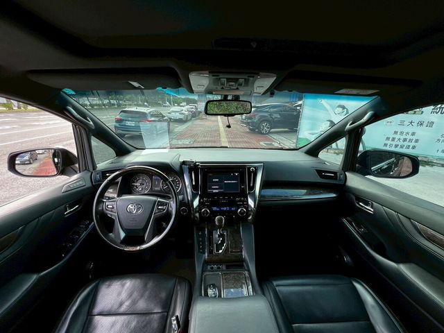 TOYOTA豐田 ALPHARD  第5張相片