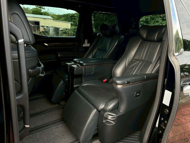 TOYOTA豐田 ALPHARD  第15張相片