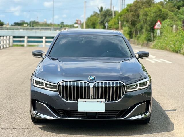 BMW寶馬 730I  第2張相片