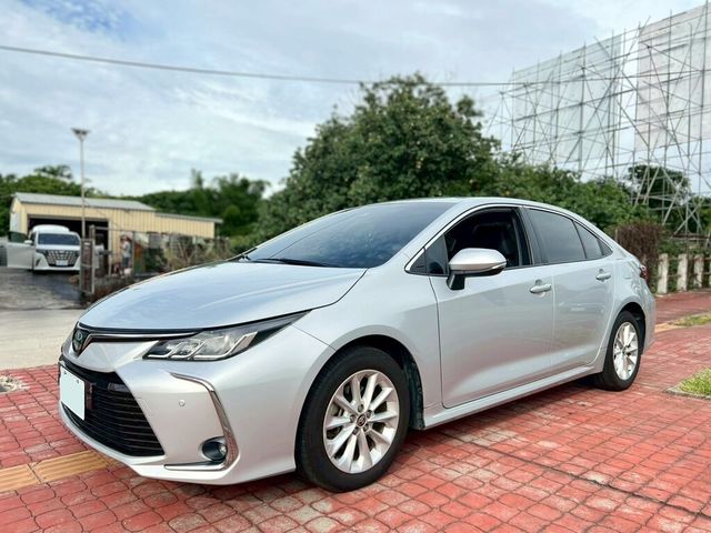 TOYOTA豐田 ALTIS  第1張相片