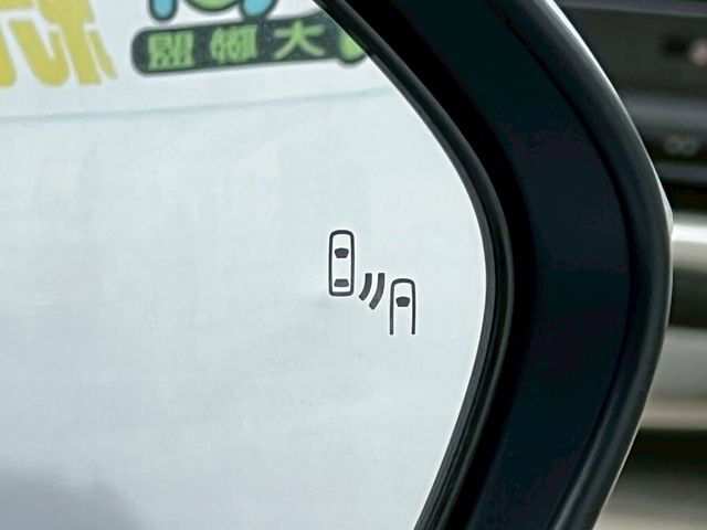 TOYOTA豐田 ALTIS  第5張相片