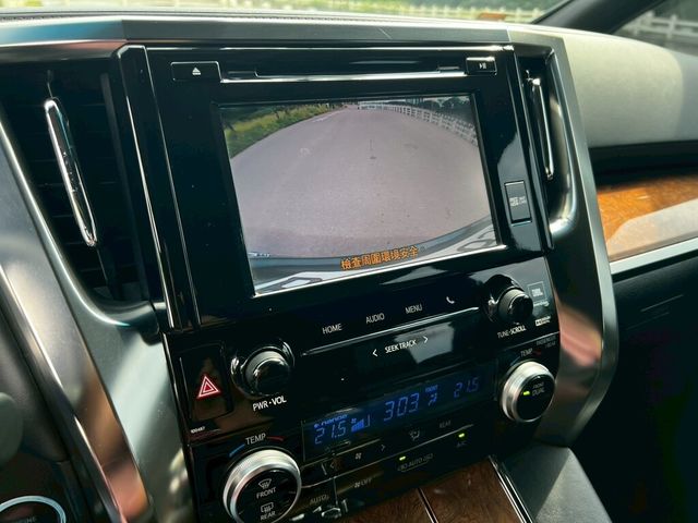 TOYOTA豐田 ALPHARD  第11張相片