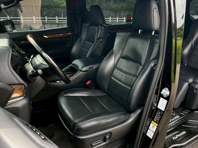 TOYOTA豐田 ALPHARD  第13張相片