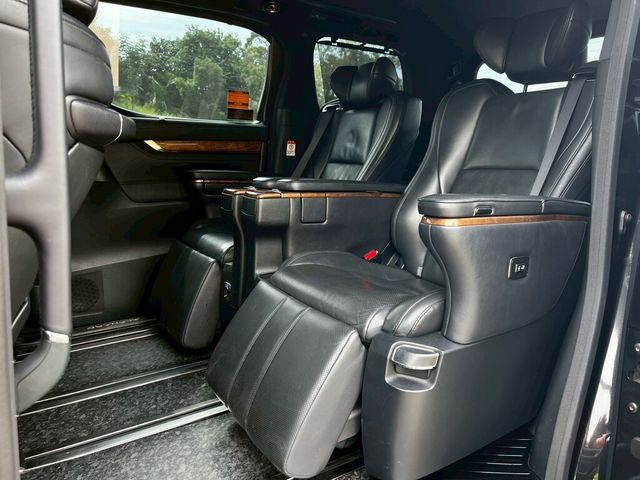 TOYOTA豐田 ALPHARD  第14張相片