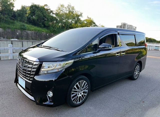 TOYOTA豐田 ALPHARD  第1張相片