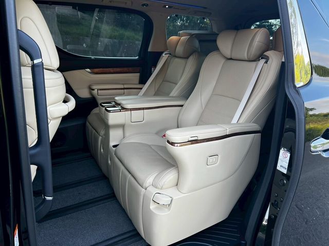 TOYOTA豐田 ALPHARD  第16張相片