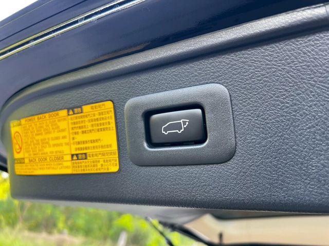 TOYOTA豐田 ALPHARD  第18張相片