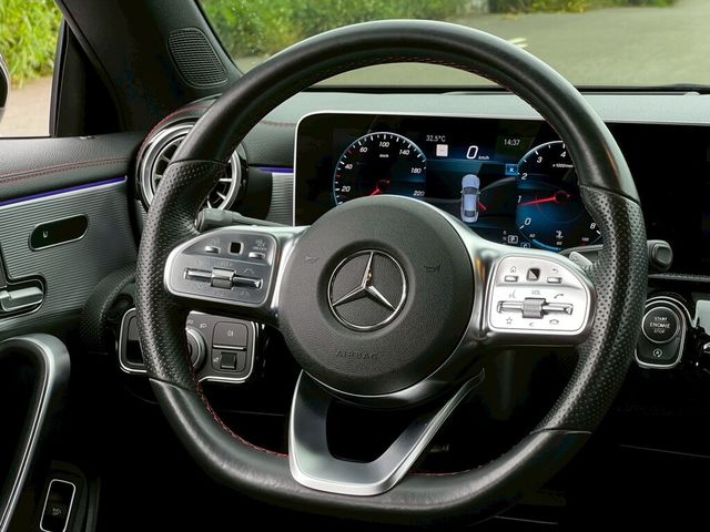 M-BENZ賓士 CLA250  第7張相片