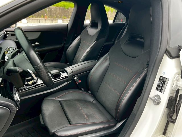 M-BENZ賓士 CLA250  第14張相片