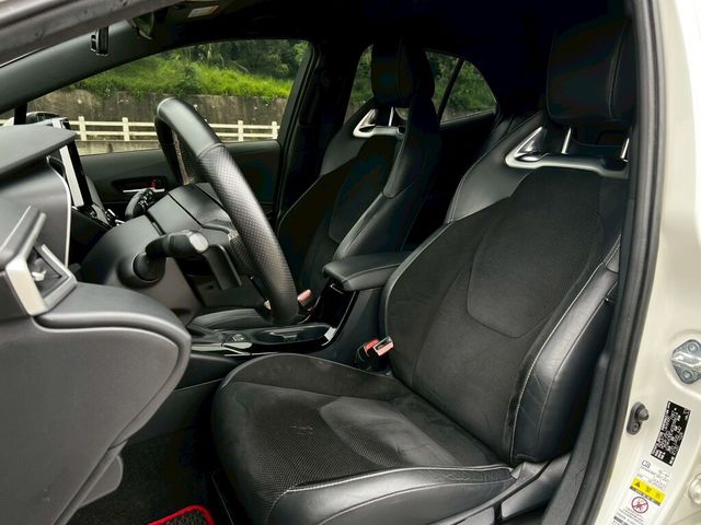 TOYOTA豐田 AURIS  第17張相片