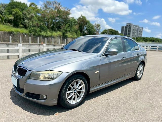 BMW寶馬 318D SEDAN  第1張相片