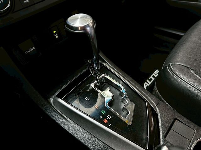 TOYOTA豐田 ALTIS  第10張相片