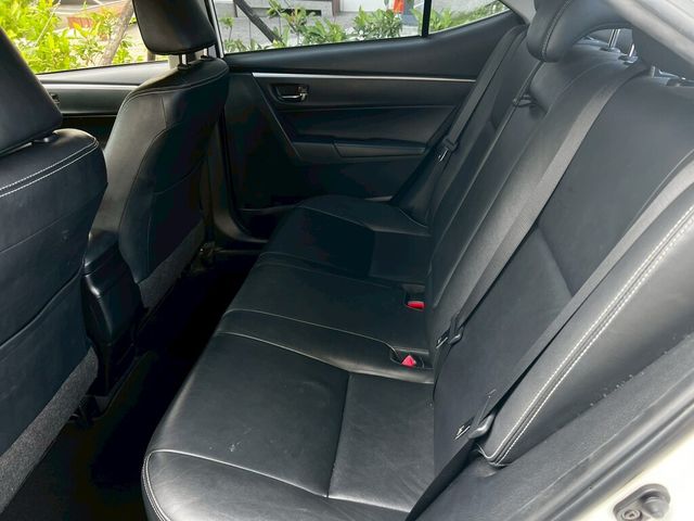 TOYOTA豐田 ALTIS  第12張相片