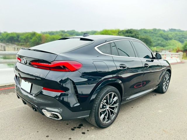 BMW寶馬 X6 XDRIVE40I  第3張相片