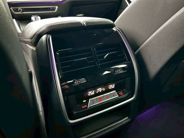 BMW寶馬 X6 XDRIVE40I  第16張相片