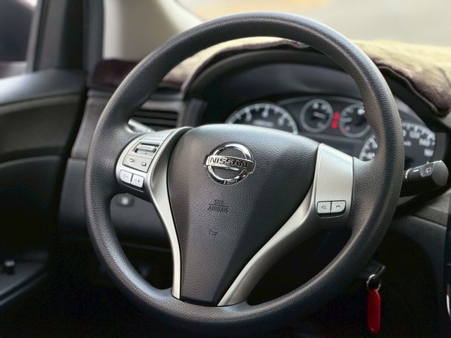 NISSAN日產 TIIDA  第7張相片