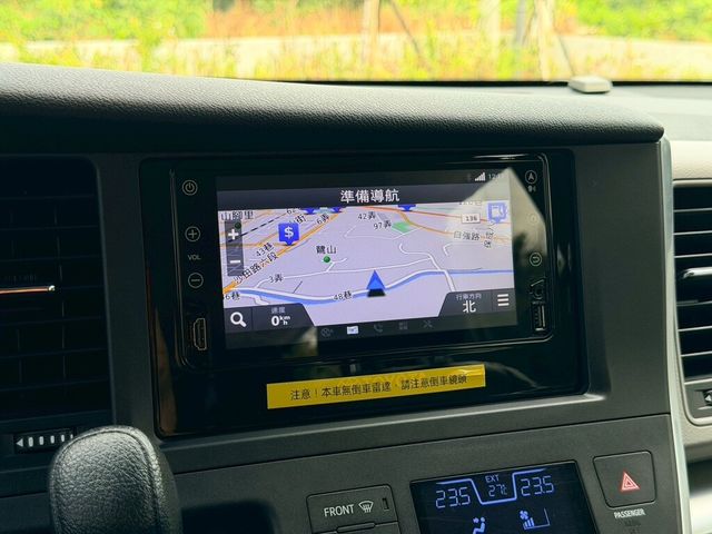 TOYOTA豐田 SIENNA  第9張相片