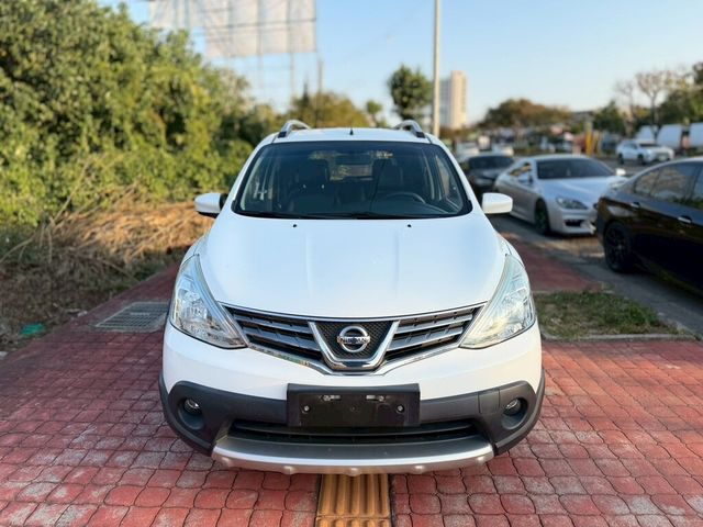 NISSAN日產 LIVINA  第2張相片