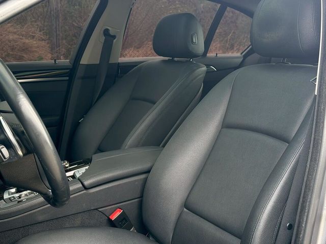 BMW寶馬 520I  第11張相片