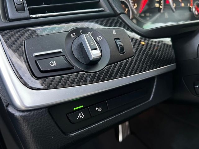 BMW寶馬 M5  第9張相片