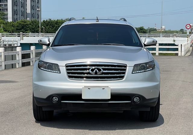 INFINITI無限 FX35  第1張相片