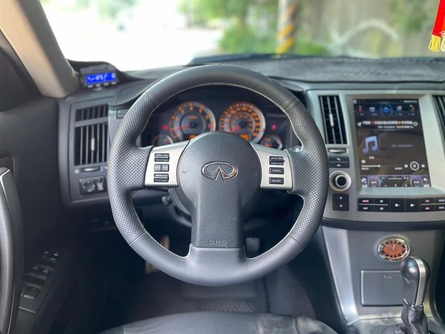 INFINITI無限 FX35  第9張相片