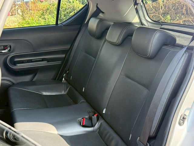 TOYOTA豐田 PRIUS C  第13張相片