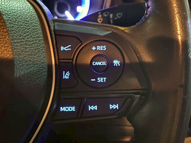 TOYOTA豐田 ALTIS  第7張相片