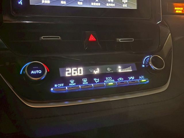 TOYOTA豐田 ALTIS  第13張相片