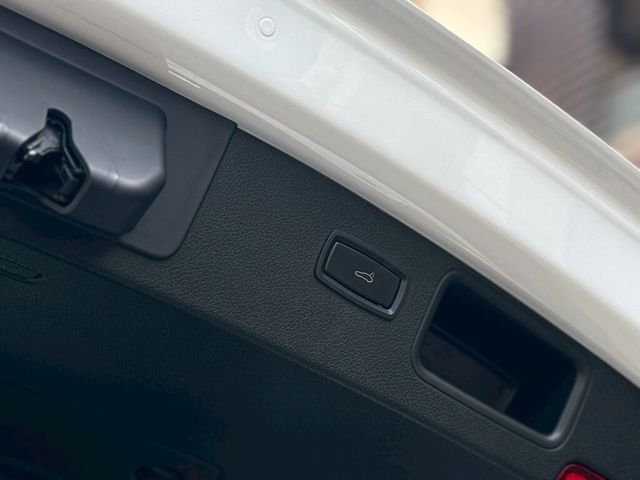 PORSCHE保時捷 MACAN  第18張相片