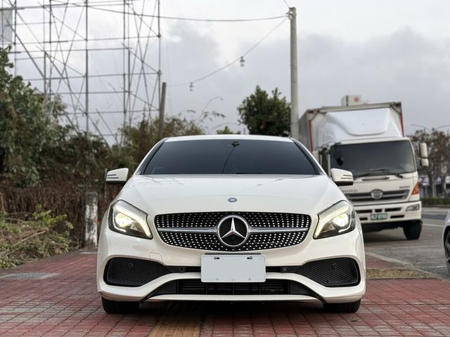 M-BENZ賓士 A180  第2張相片