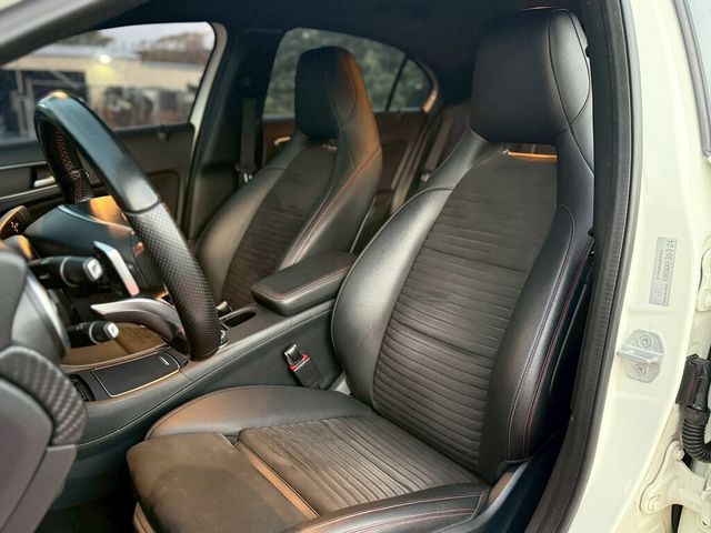 M-BENZ賓士 A180  第13張相片