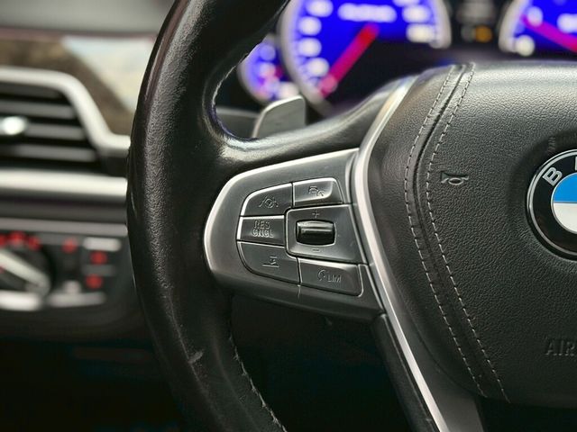 BMW寶馬 740LI  第8張相片