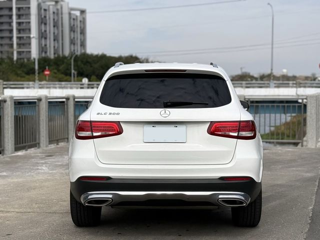 M-BENZ賓士 GLC300  第3張相片