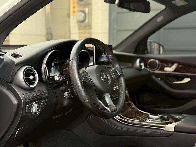 M-BENZ賓士 GLC300  第6張相片