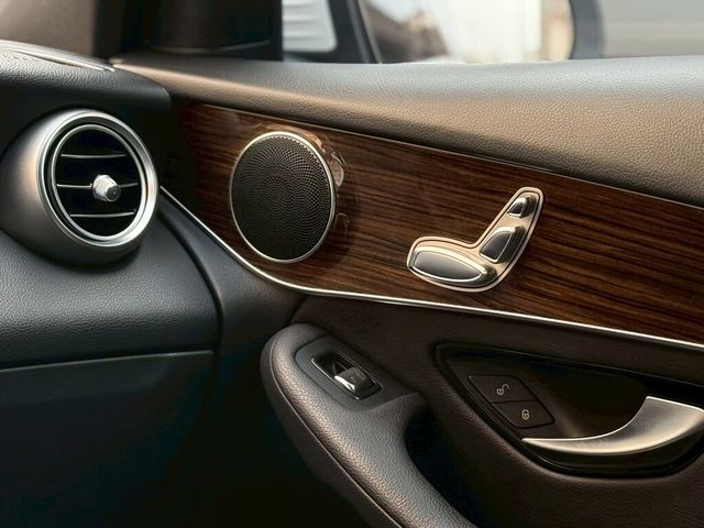 M-BENZ賓士 GLC300  第9張相片