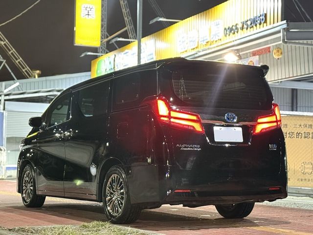 TOYOTA豐田 ALPHARD  第4張相片