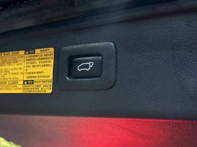 TOYOTA豐田 ALPHARD  第13張相片