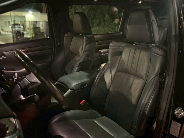 TOYOTA豐田 ALPHARD  第14張相片