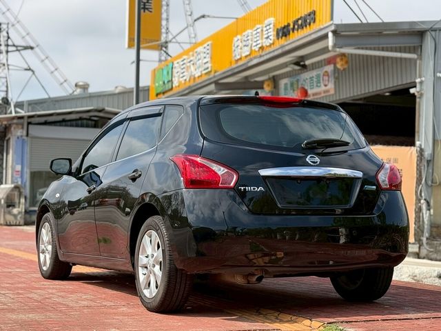 NISSAN日產 TIIDA  第2張相片
