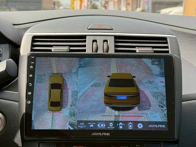 NISSAN日產 TIIDA  第10張相片