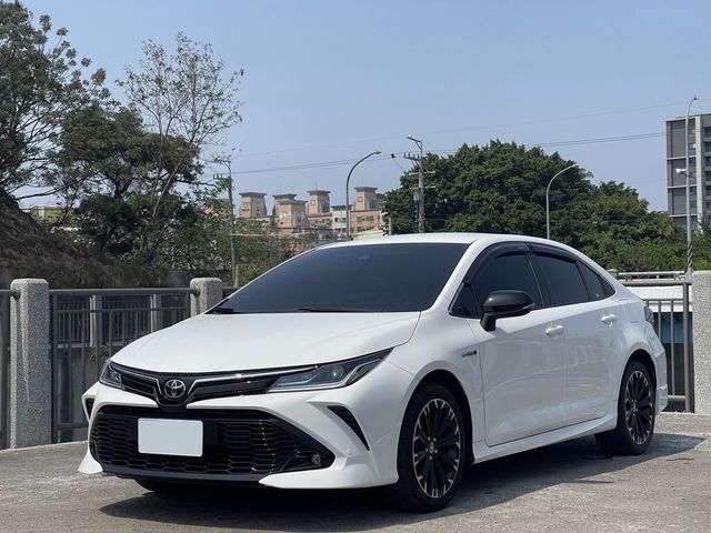 TOYOTA豐田 COROLLA ALTIS HYBRID  第1張相片