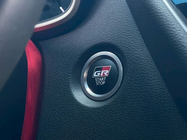 TOYOTA豐田 COROLLA ALTIS HYBRID  第11張相片