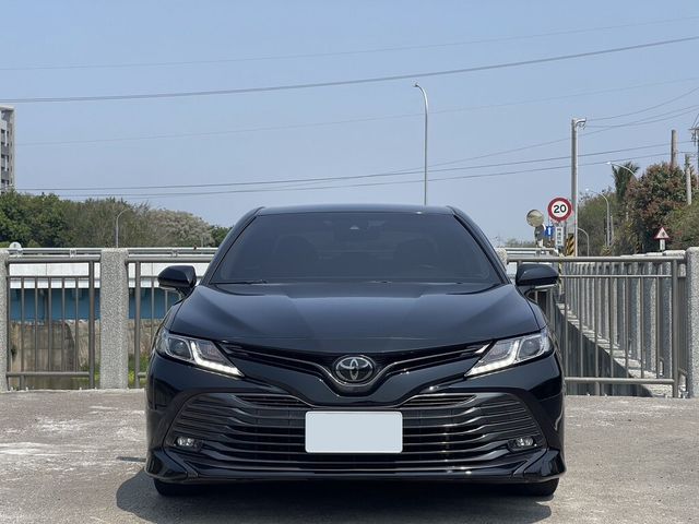 TOYOTA豐田 CAMRY  第3張相片