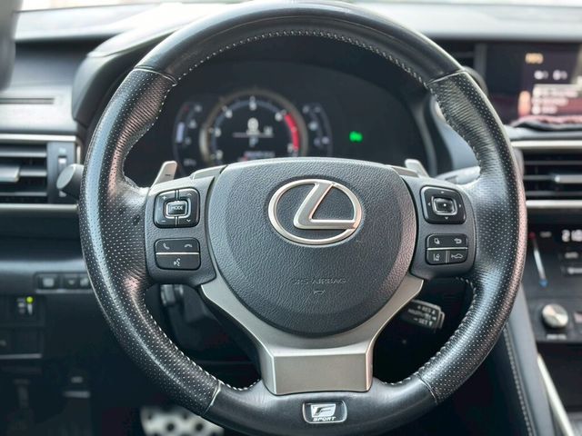 LEXUS凌志 IS 300  第8張相片
