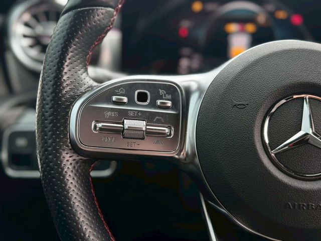 M-BENZ賓士 A180  第7張相片