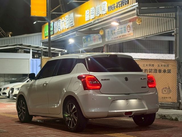 SUZUKI鈴木 SWIFT  第2張相片