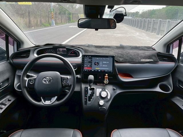 TOYOTA豐田 SIENTA  第6張相片
