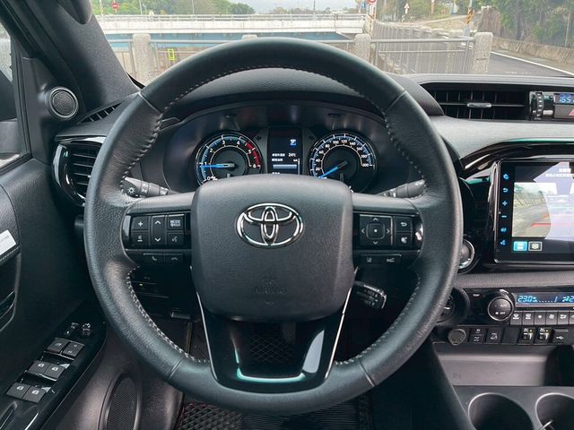 TOYOTA豐田 HILUX  第7張相片