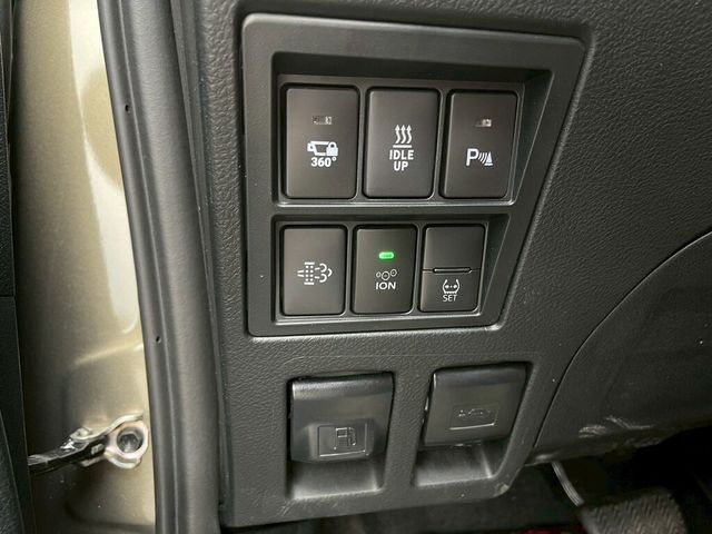 TOYOTA豐田 HILUX  第11張相片